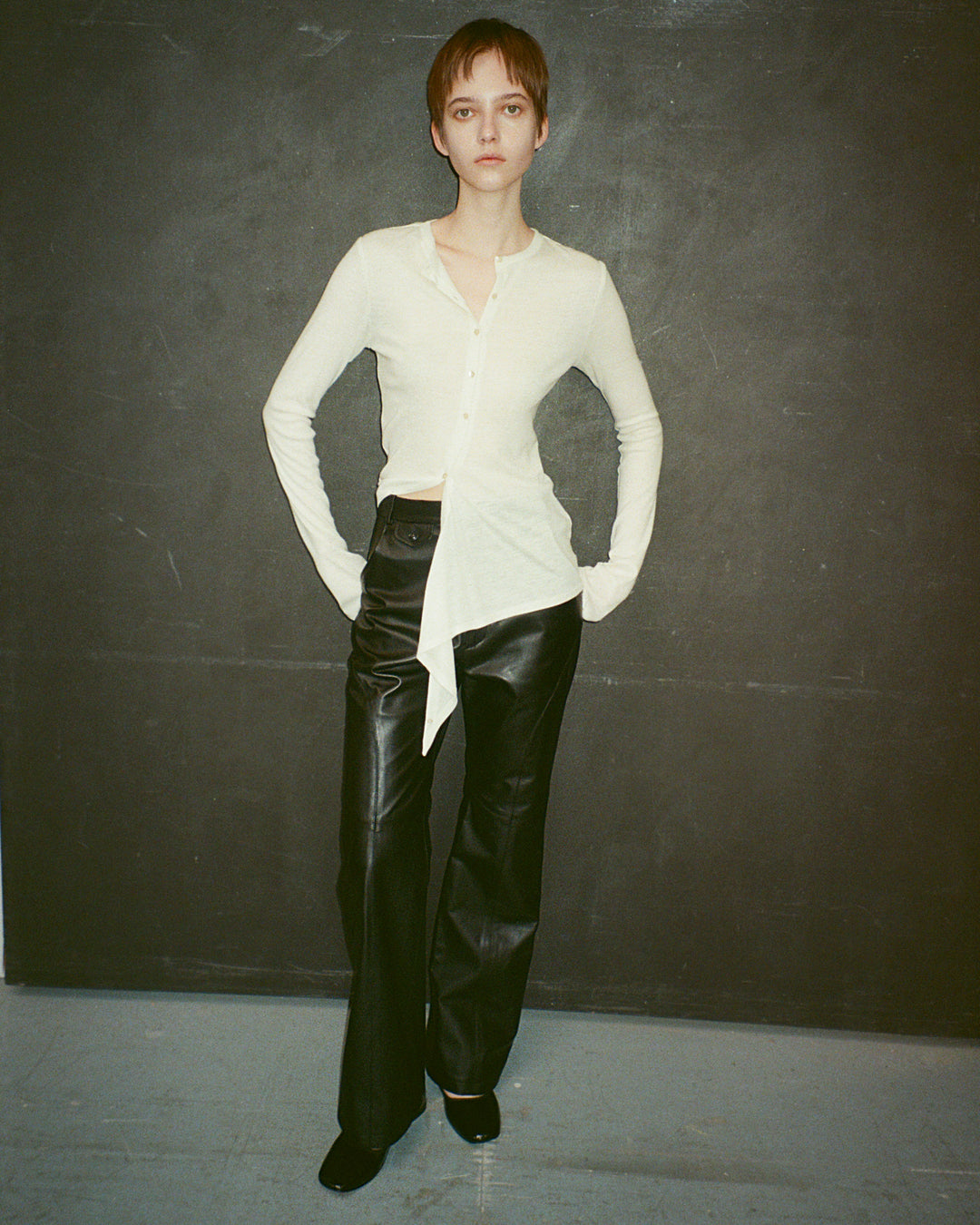 【10/21 19:00-】leather pants