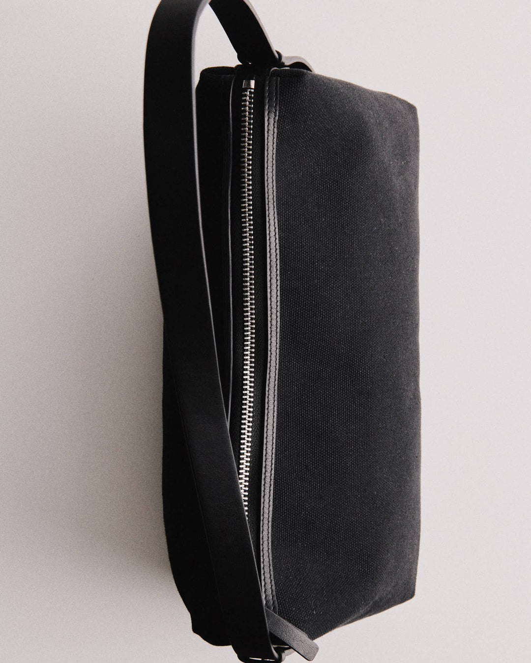 [2025FW preorder] DEAR "L"