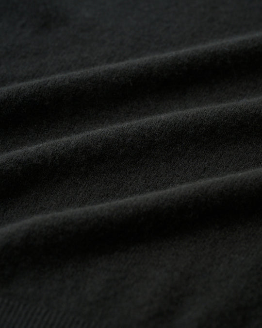 【10/21 19:00-】cashmere turtle sweater