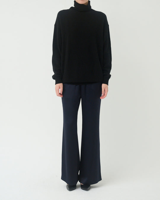 【10/21 19:00-】cashmere turtle sweater