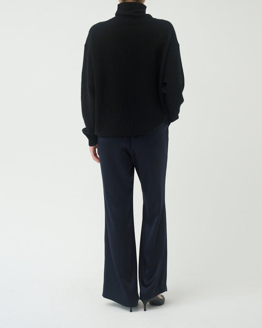 【10/21 19:00-】cashmere turtle sweater