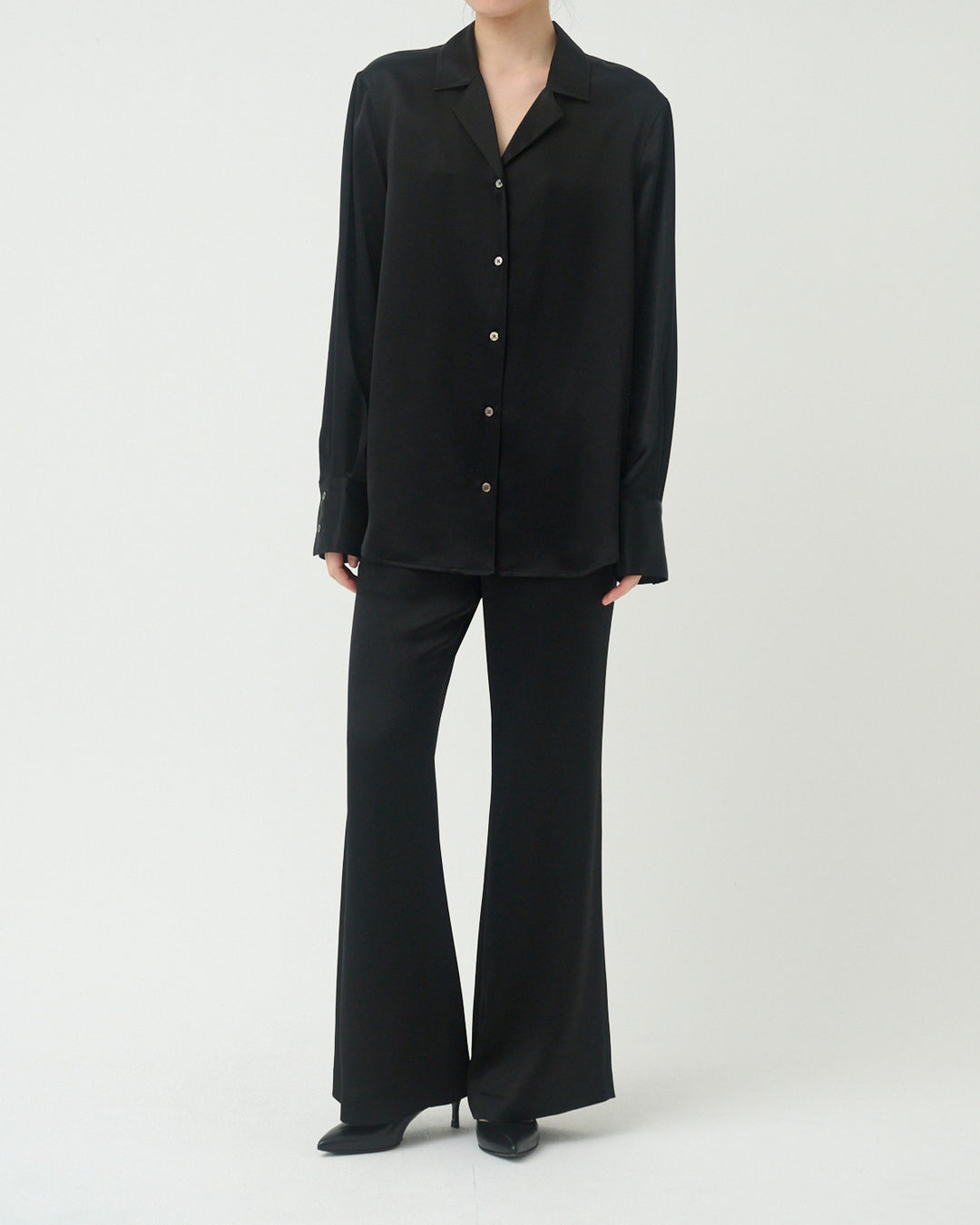 【8/19 19:00-】ace flare pants