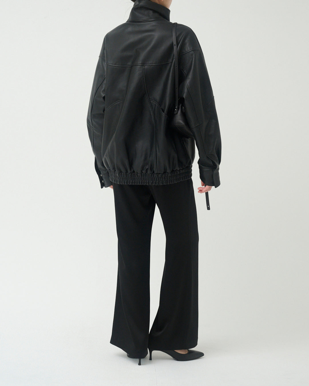【10/21 19:00-】leather bomber jacket