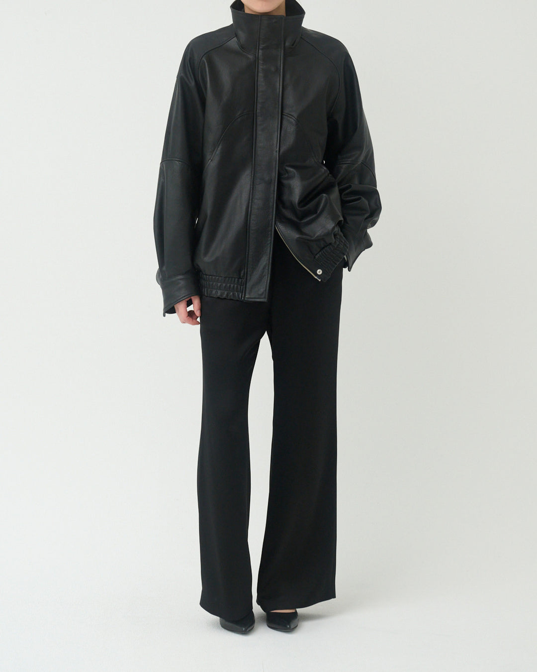 【10/21 19:00-】leather bomber jacket