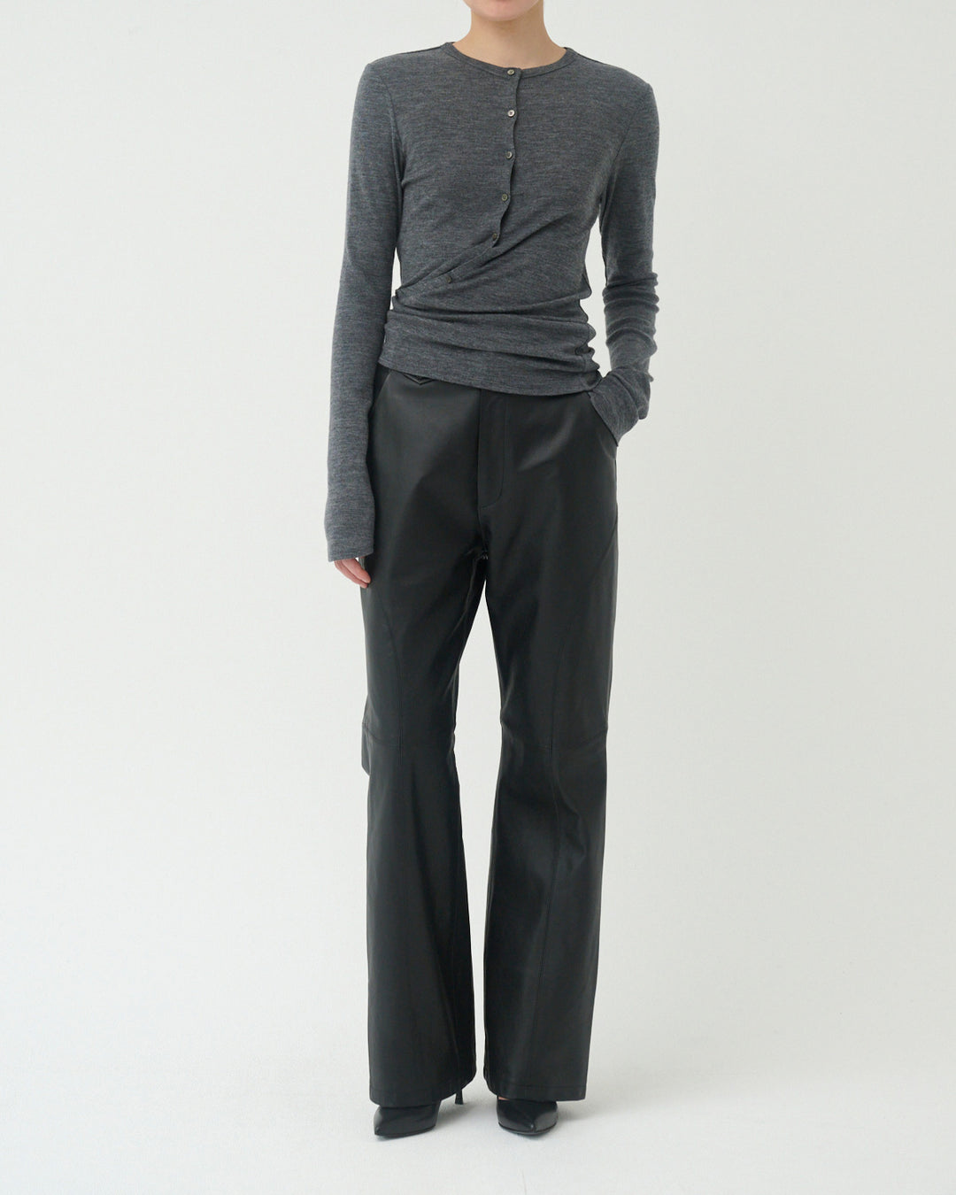 【10/21 19:00-】leather pants